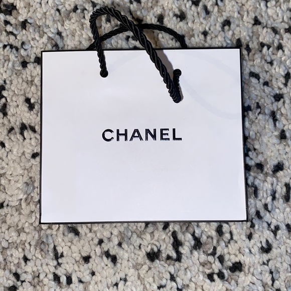 Authentic Channel Shopping bag - Picture 2 of 2